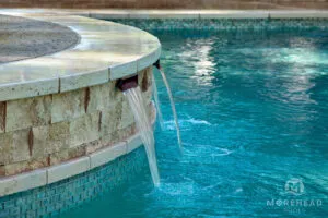 Sheer descent water fountain